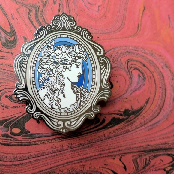 Jewelry - Hard Enamel Flora Cameo Lapel Pin Brooch